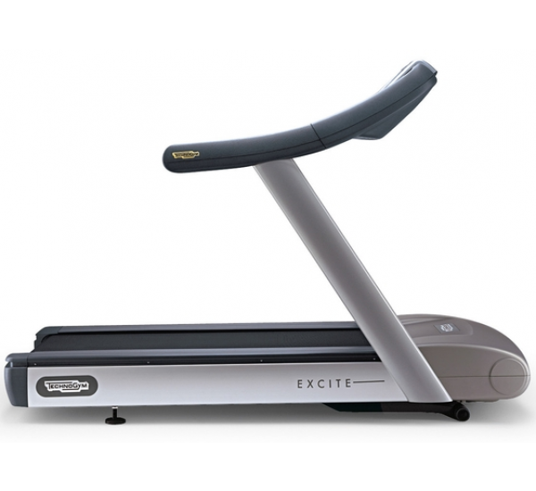 Technogym discount 700 treadmill